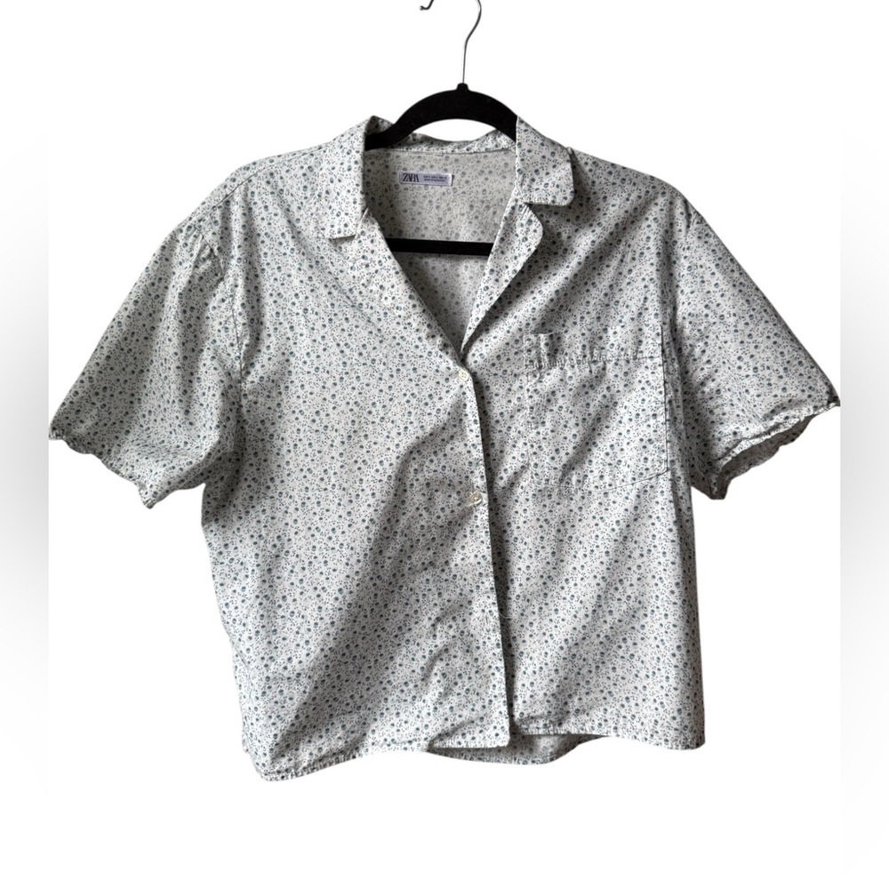 Zara boxy fit button down floral T - Picture 2 of 6